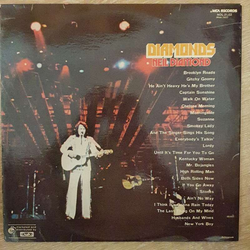 Neil Diamond - Diamonds - Vinyl LP Record - Very-Good+ Quality (VG+)