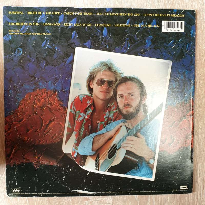 America  Alibi (US Press) - Vinyl LP Record - Very-Good+ Quality (VG+)