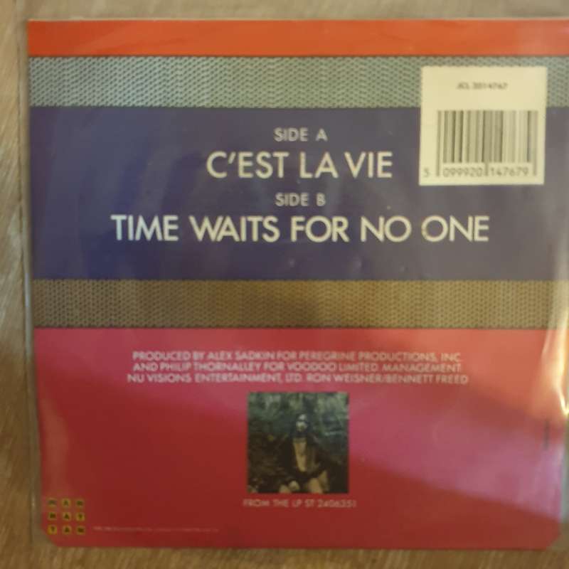 Robbie Nevil  C'est La Vie - Vinyl 7" Record - Very-Good+ Quality (VG+)