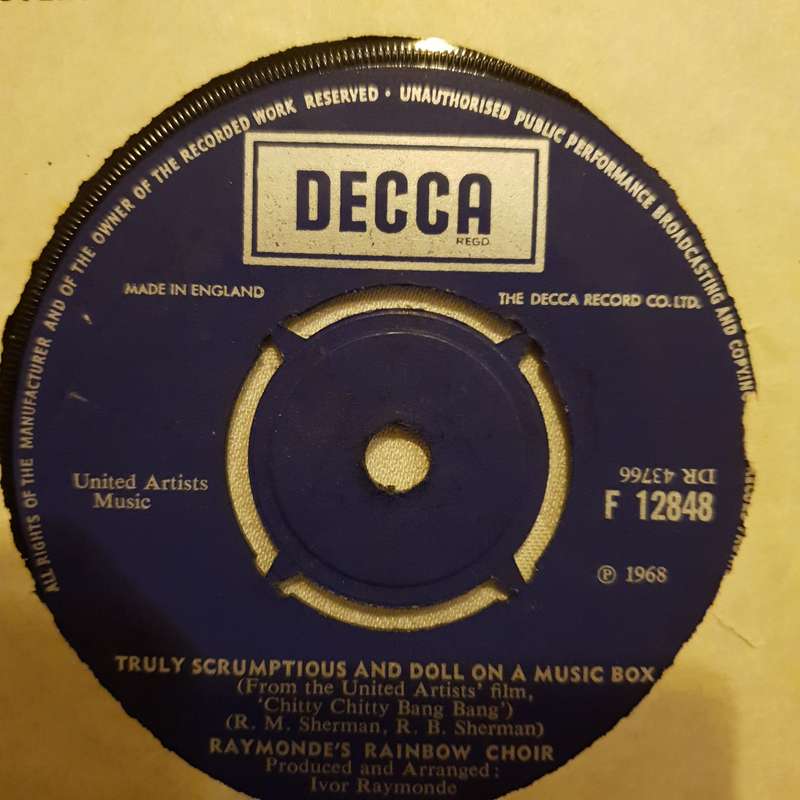 Raymonde's Rainbow Choir  Chitty Chitty Bang Bang - Vinyl 7" Record - Very-Good+ Quality (VG+)