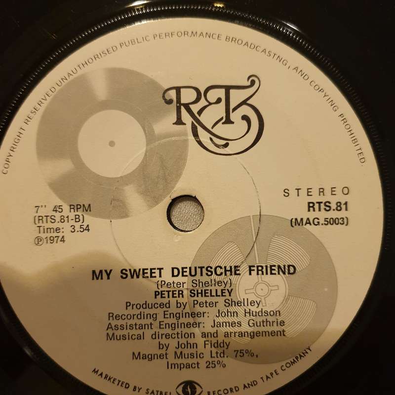 Peter Shelley  Love Me Love My Dog  - Vinyl 7" Record - Opened  - Very-Good Quality (VG)