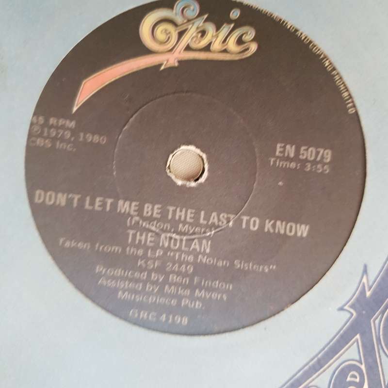The Nolans  Don't Make Waves - Vinyl 7" Record - Very-Good+ Quality (VG+)