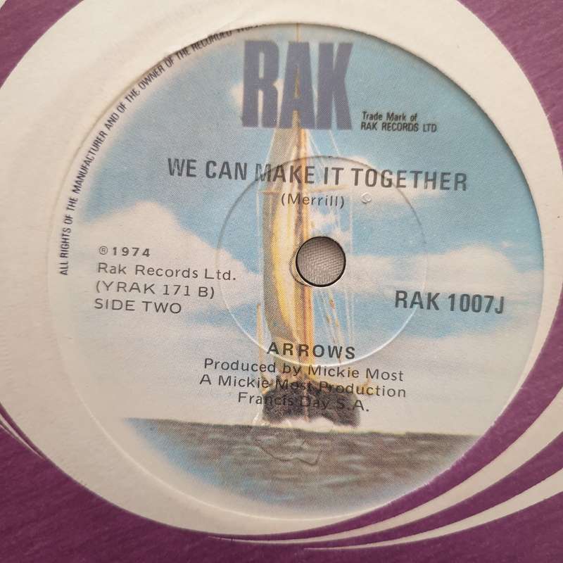 Arrows - Truth Too Much - Vinyl 7" Record - Very-Good+ Quality (VG+)