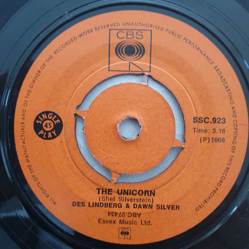 Des & Dawn Lindberg  The Unicorn - Vinyl 7" Record - Good+ Quality (G+)