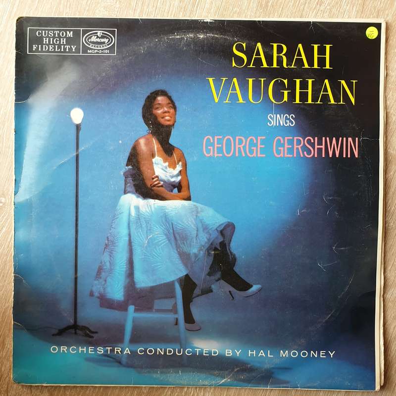 Sarah Vaughan Sings George Gershwin - Vinyl LP Record - Opened  - Very-Good- Quality (VG-)
