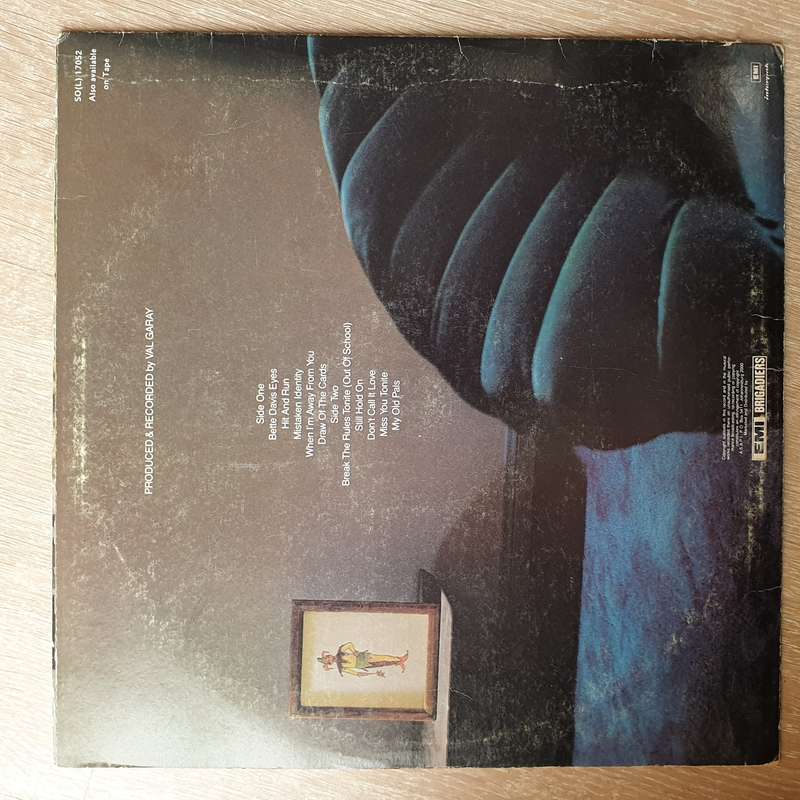 Kim Carnes  Mistaken Identity - Vinyl LP Record - Opened  - Very-Good- Quality (VG-)