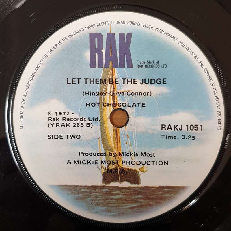 Hot Chocolate  Put Your Love In Me  - Vinyl 7" Record - Very-Good- Quality (VG-)