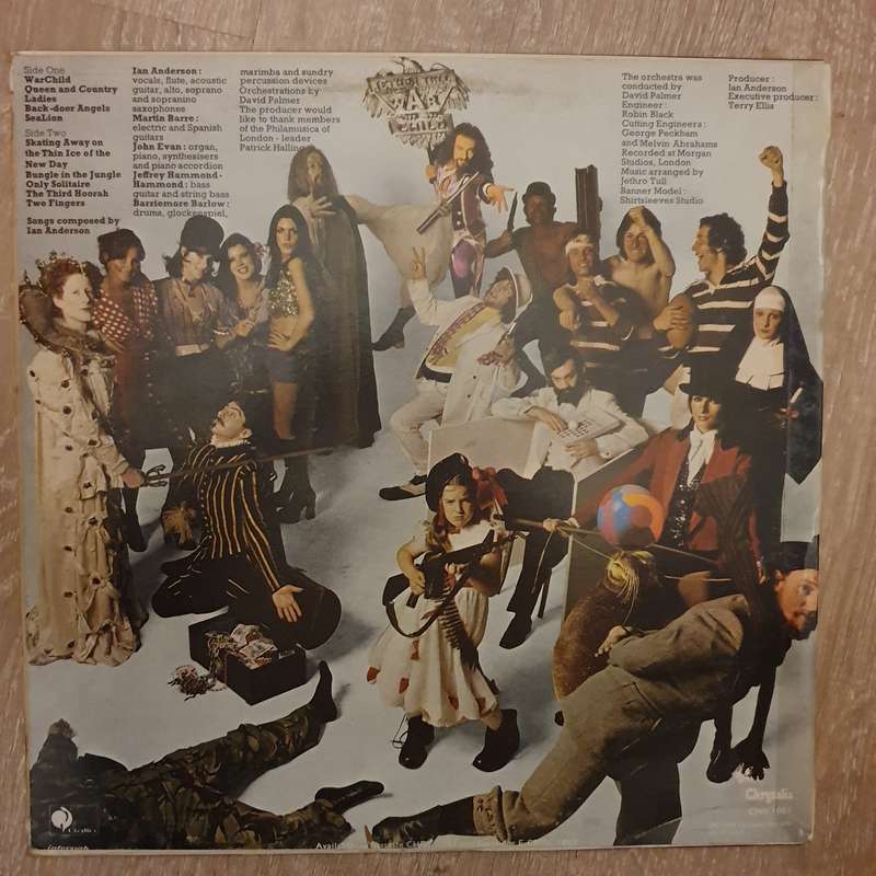 Jethro Tull - War Child  - Vinyl LP Record  - Very-Good+ Quality (VG+)