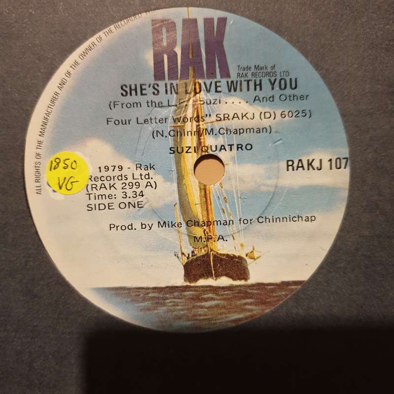 Suzi Quatro  She's In Love With You - Vinyl 7" Record - Opened  - Very-Good Quality (VG)