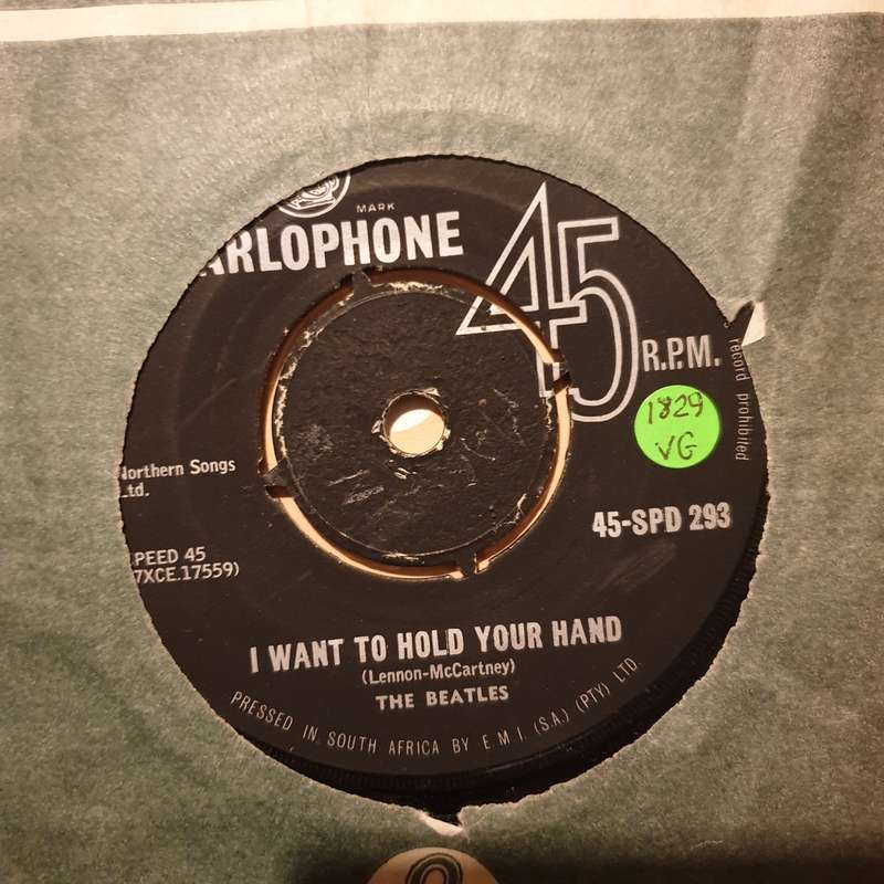 The Beatles  I Want To Hold Your Hand - Vinyl 7" Record - Opened  - Very-Good Quality (VG)