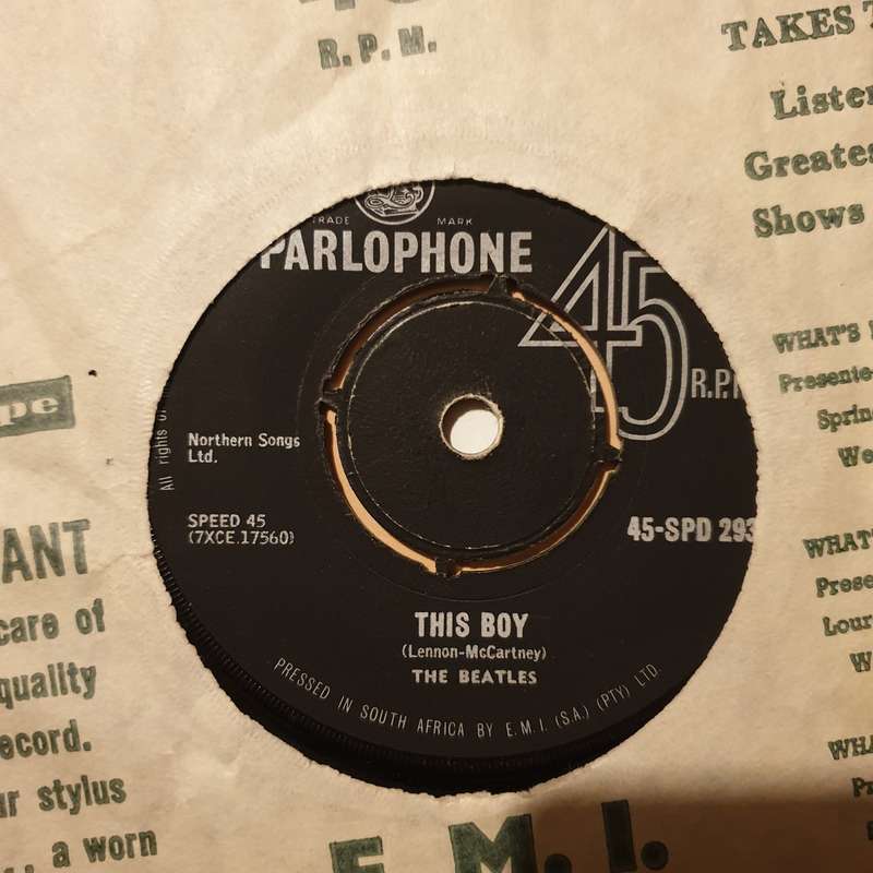 The Beatles  I Want To Hold Your Hand - Vinyl 7" Record - Opened  - Very-Good Quality (VG)