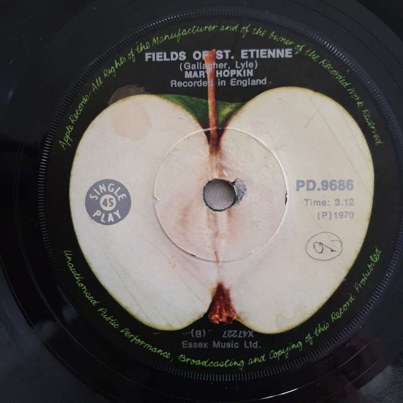 Mary Hopkin - Que Sera Sera - Vinyl 7" Record - Fair Quality