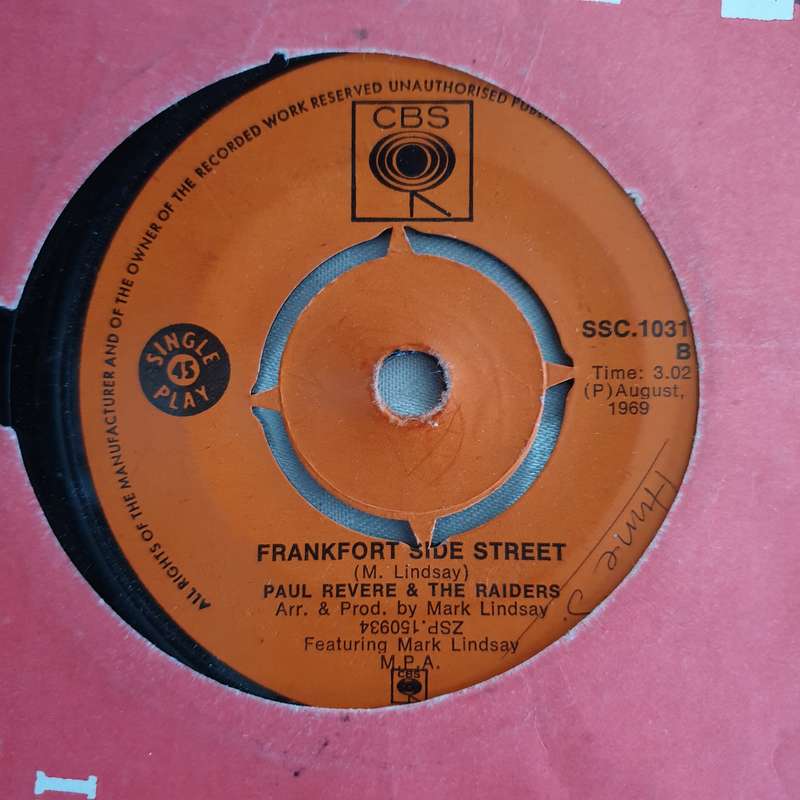 Paul Revere & the Raiders - We Gotta All Get Together - Vinyl 7" Record - Very-Good Quality (VG)