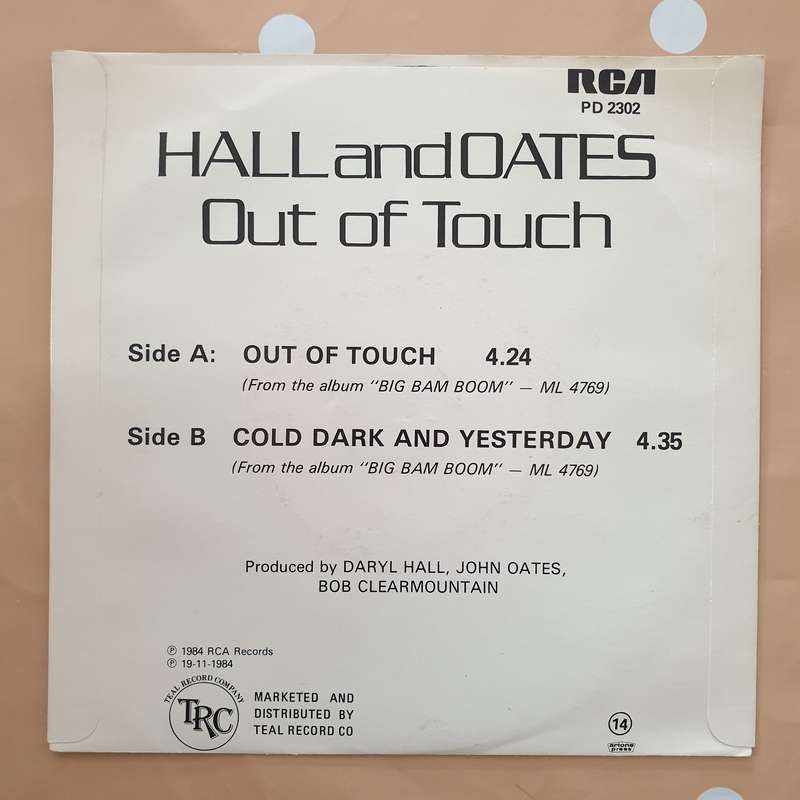 Daryl Hall John Oates  Out Of Touch - Vinyl 7" Record - Very-Good+ Quality (VG+)