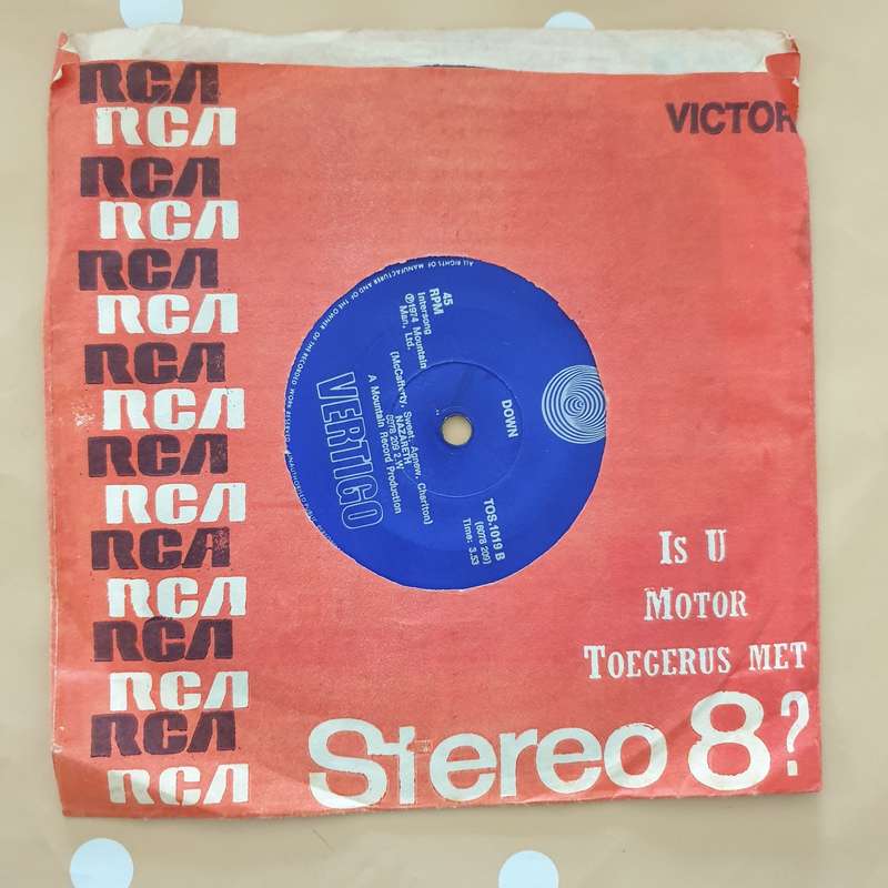 Nazareth  Love Hurts - Vinyl 7" Record - Very-Good- Quality (VG-)