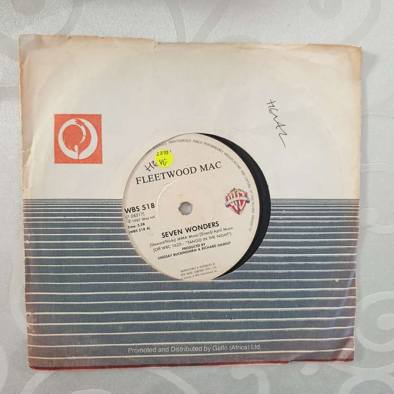 Fleetwood Mac  Seven Wonders - Vinyl 7" Record - Very-Good Quality (VG)