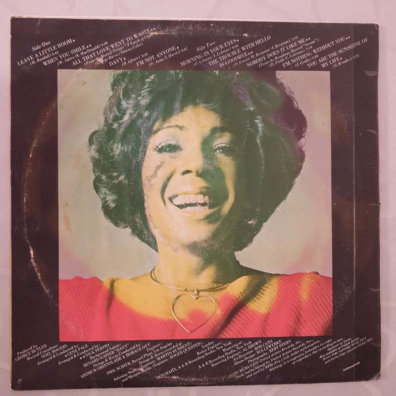 Shirley Bassey - Nobody Does It Like Me  - Vinyl LP Record - Very-Good Quality (VG)