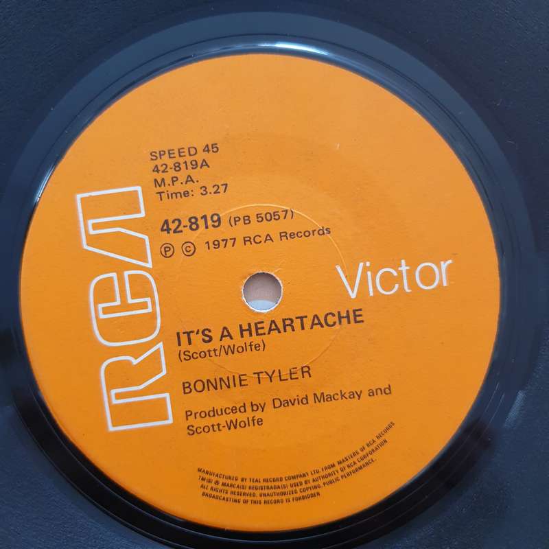 Bonnie Tyler  It's A Heartache - Vinyl 7" Record - Very-Good Quality (VG)