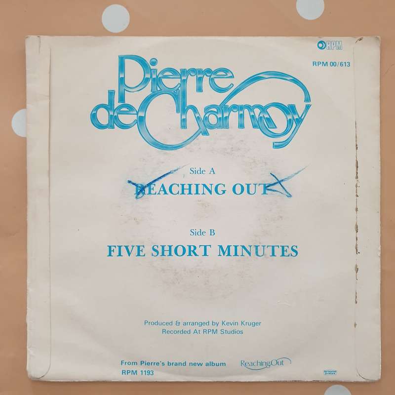 Pierre De Charmoy - Reaching Out - Vinyl 7" Record - Very-Good+ Quality (VG+)