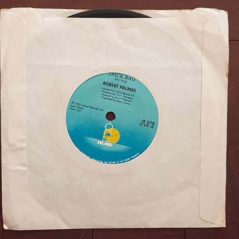 Robert Palmer  Addicted To Love - Vinyl 7" Record - Very-Good+ Quality (VG+)
