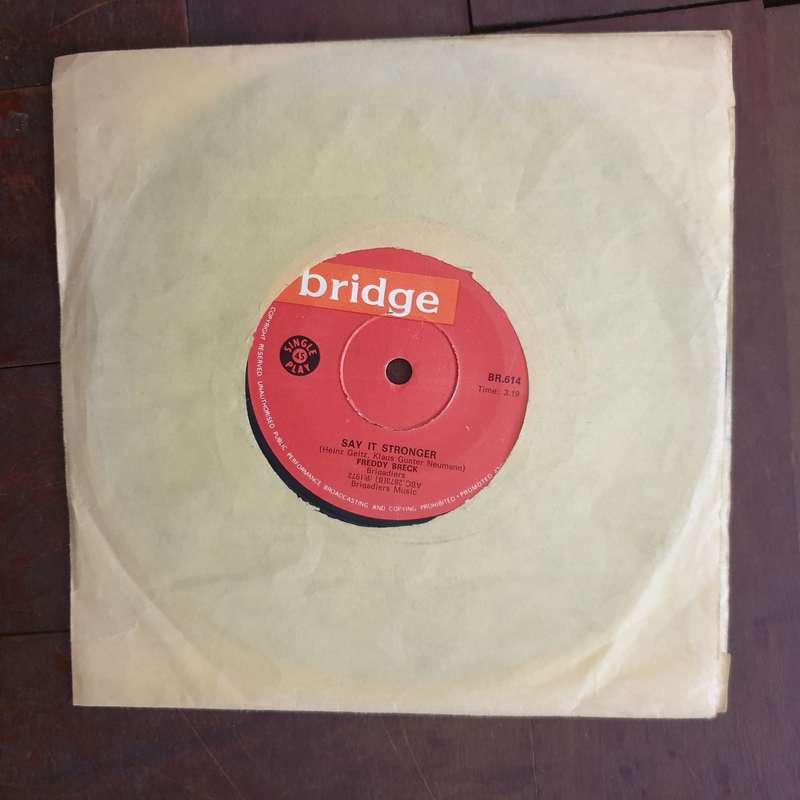 Freddy Breck  We Believe In Tomorrow - Vinyl 7" Record - Very-Good+ Quality (VG+)