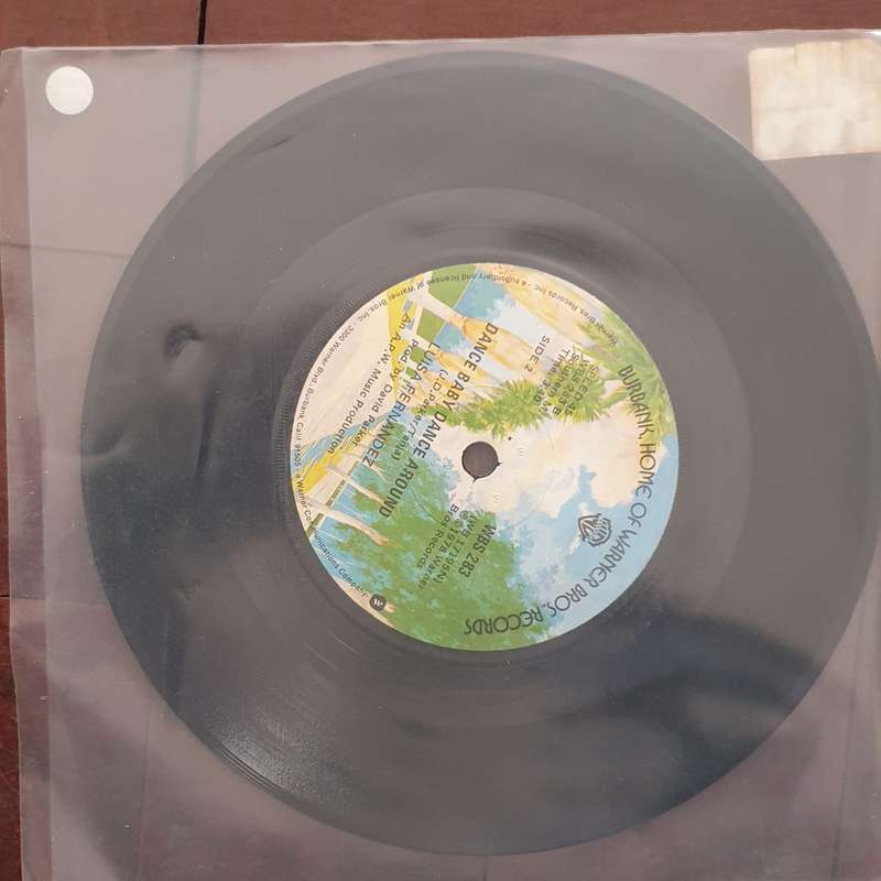 Luisa Fernandez  Give Love A Second Chance - Vinyl 7" Record - Very-Good Quality (VG)