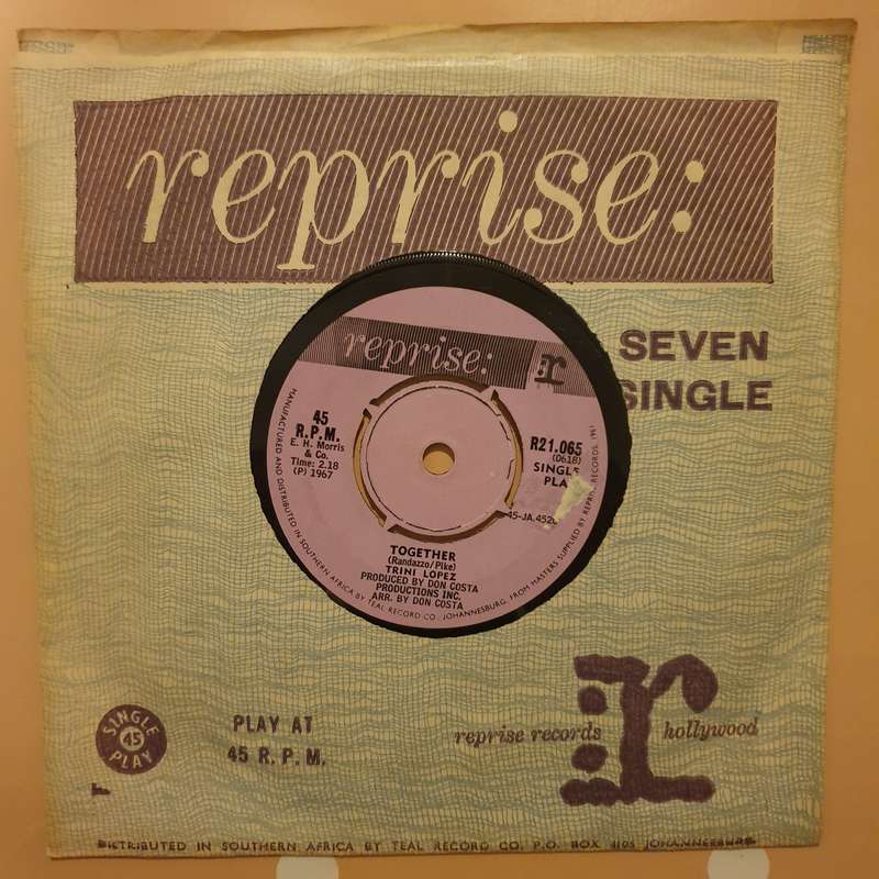Trini Lopez  I Wanna Be Free / Together - Vinyl 7" Record - Very-Good+ Quality (VG+)