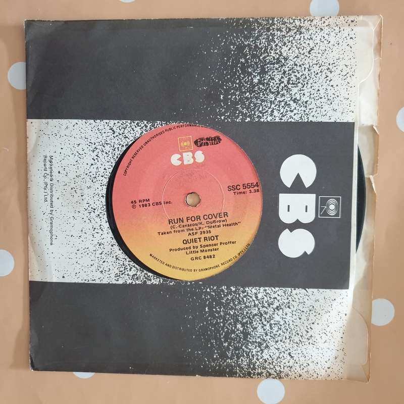Quiet Riot  Cum On Feel The Noize / Run For Cover -  Vinyl 7" Record - Very-Good+ Quality (...
