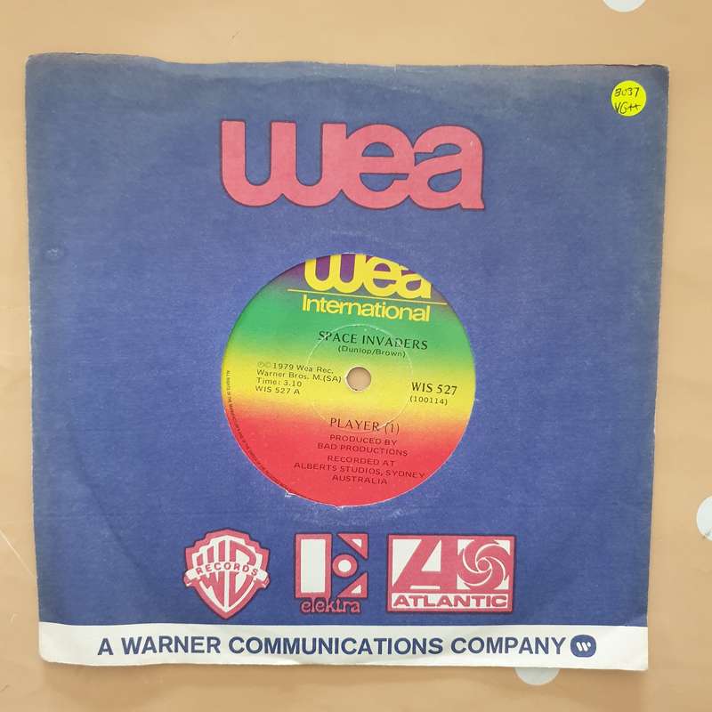 Player  Space Invaders - Vinyl 7" Record - Very-Good+ Quality (VG+)