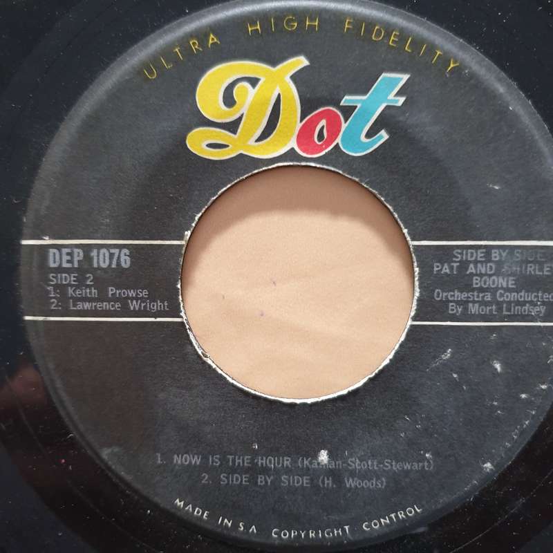 Pat And Shirley Boone  Side By Side - Vinyl 7" Record - Good Quality (G)