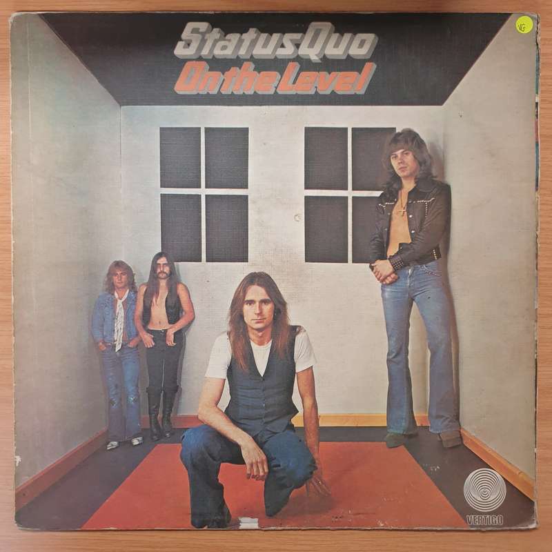 Status Quo  On The Level - Vinyl LP Record - Very-Good Quality (VG)
