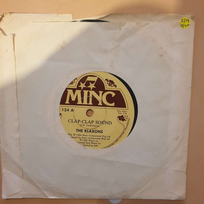 The Klaxons  Clap-Clap Sound -  Vinyl 7" Record - Very-Good+ Quality (VG+)