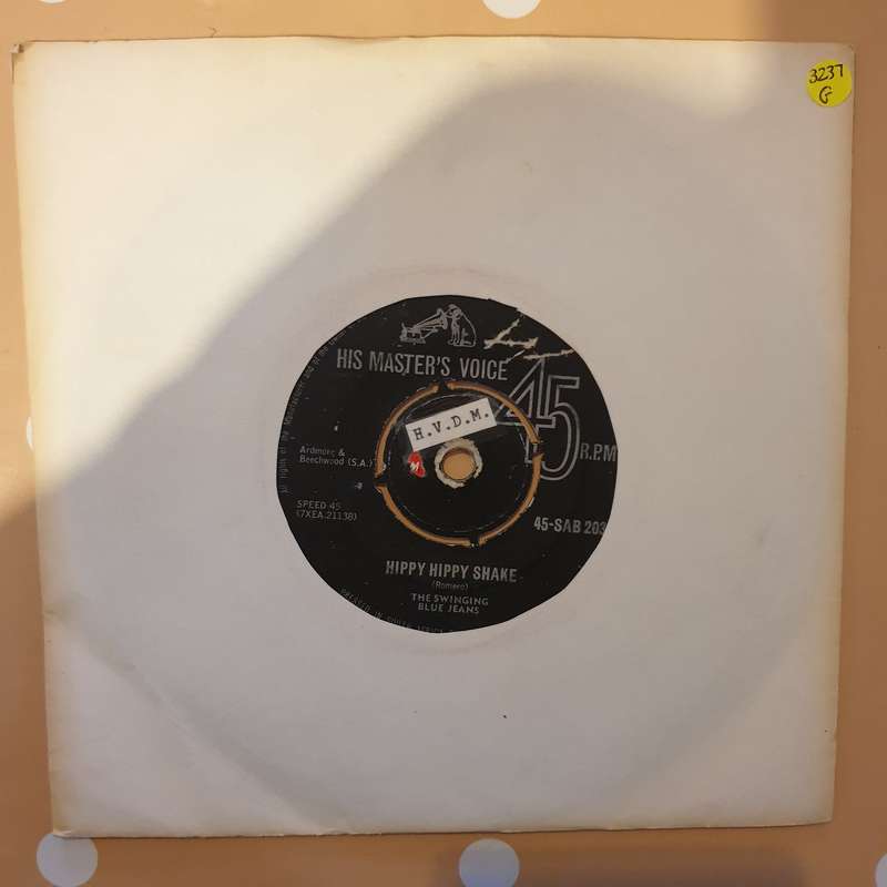 The Swinging Blue Jeans  Hippy Hippy Shake/Now I Must Go - Vinyl 7" Record - Good Quality (G)