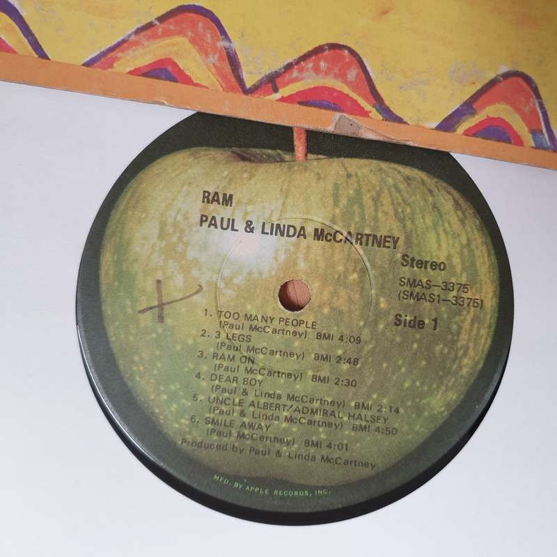 Paul & Linda McCartney  Ram - Apple Records - Vinyl LP Record - Very-Good Quality (VG)