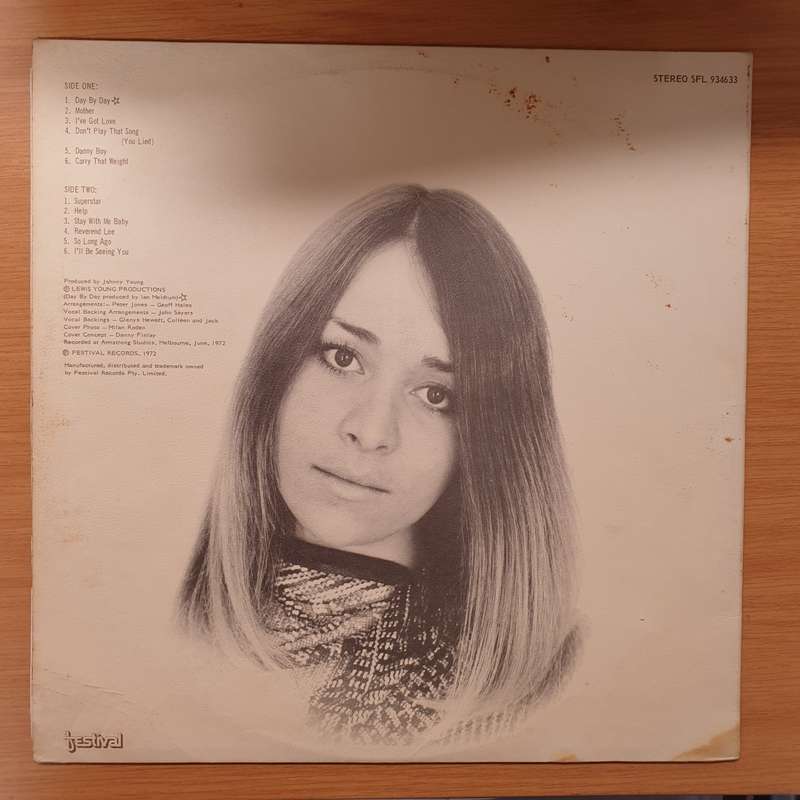Colleen Hewett  Colleen Hewett - Vinyl LP Record - Very-Good+ Quality (VG+)