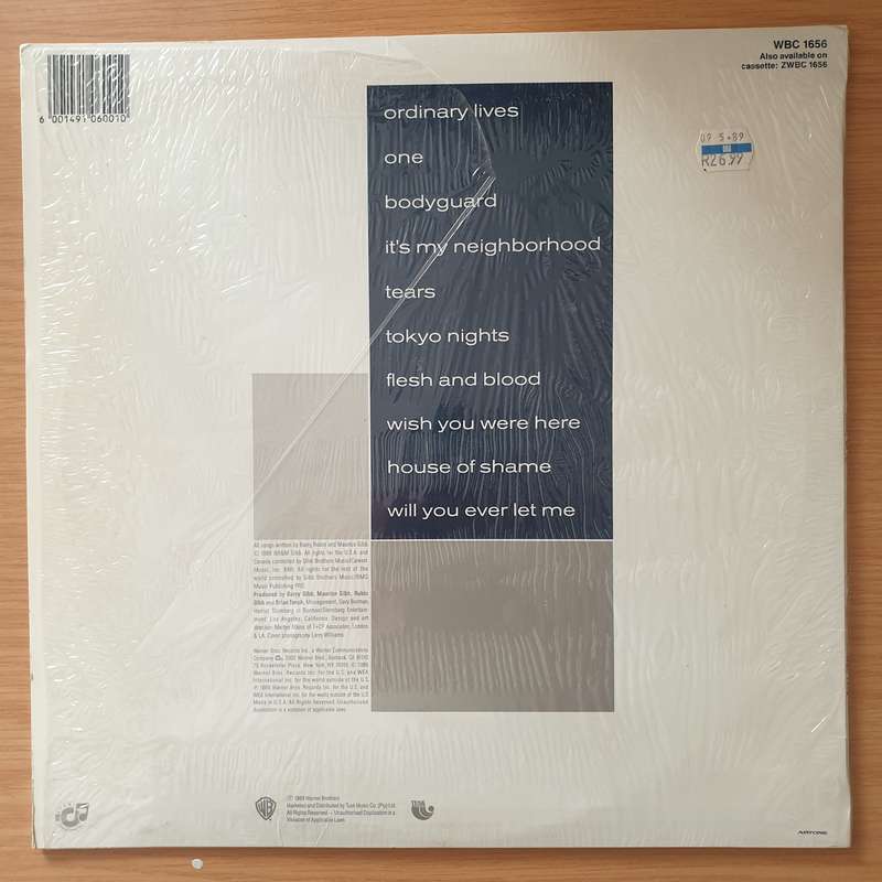 Bee Gees  One - Vinyl LP Record - Very-Good+ Quality (VG+) (verygoodplus)