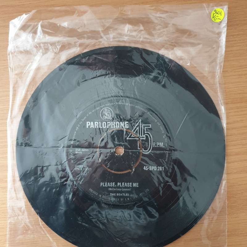 The Beatles  Please Please Me - Vinyl 7" Record - Very-Good- Quality (VG-)