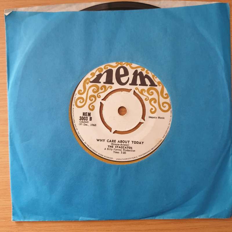 The Staccatos  Cry To Me - Vinyl 7" Record - Very-Good+ Quality (VG+)