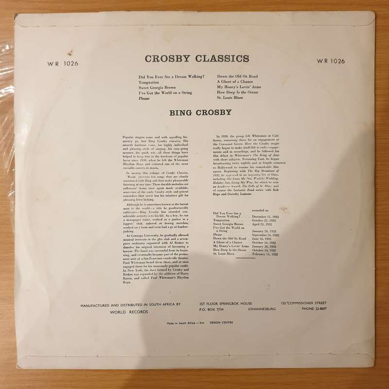 Bing Crosby  Crosby Classics - Vinyl LP Record - Very-Good+ Quality (VG+) (verygoodplus)
