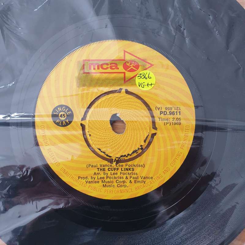 The Cuff Links  Tracy - Vinyl 7" Record - Very-Good+ Quality (VG+) (verygoodplus)