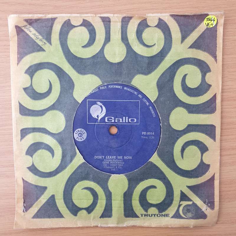 Gene Rockwell  Heart - Vinyl 7" Record - Very-Good+ Quality (VG+) (verygoodplus)