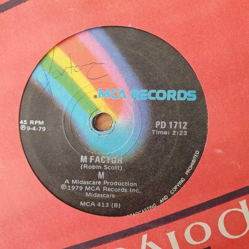 M  Pop Muzik - Vinyl 7" Record - Very-Good+ Quality (VG+) (verygoodplus7)