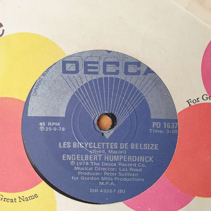 Engelbert Humperdinck  Les Bicyclettes De Belsize - Vinyl 7" Record - Very-Good Quality (VG) (...