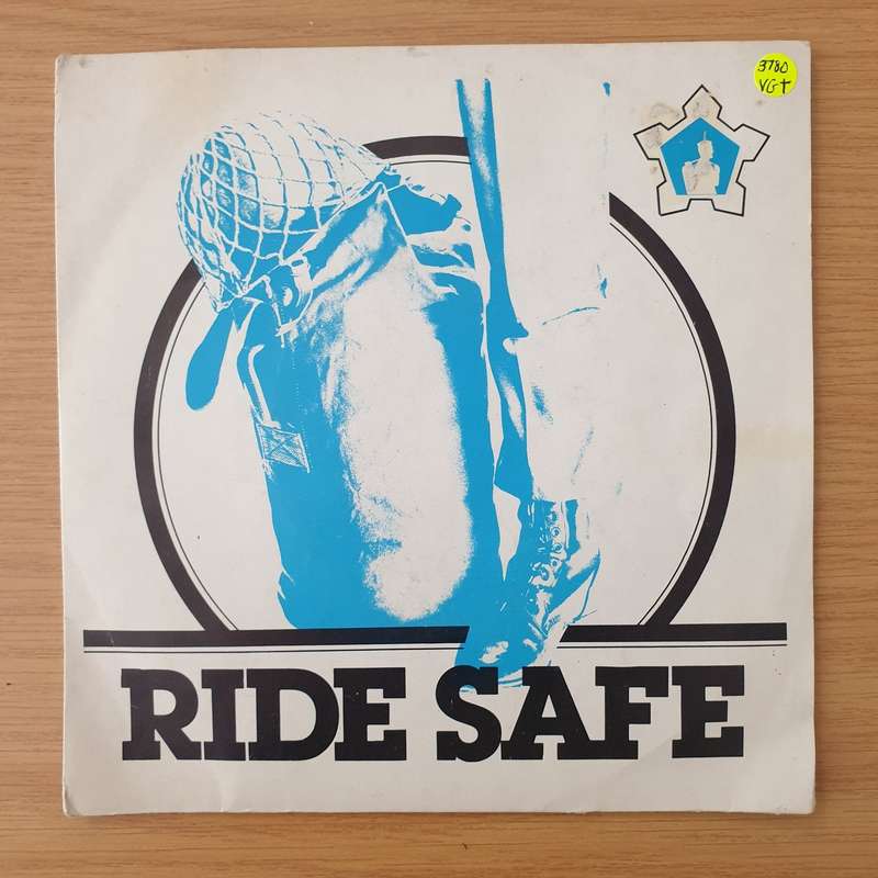 Matt Hurter  Ride Safe / Fighting Side Of Me - Vinyl 7" Record - Very-Good+ Quality (VG+) (ver...