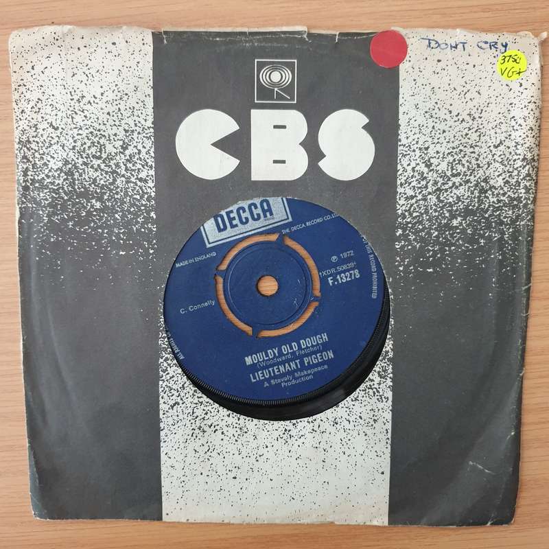 Lieutenant Pigeon  Mouldy Old Dough - Vinyl 7" Record - Very-Good+ Quality (VG+) (verygoodplus)