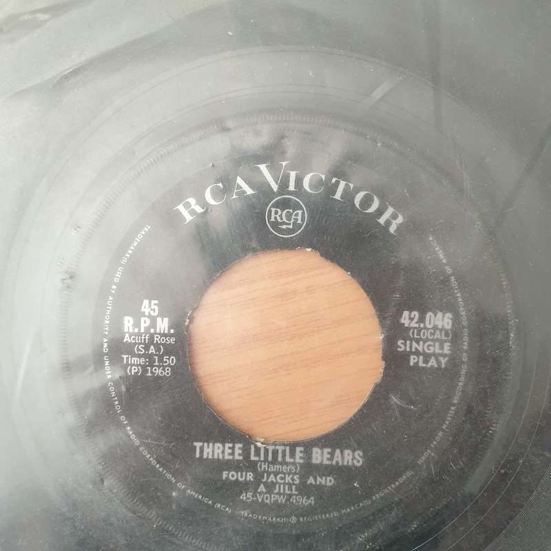 Four Jacks And A Jill  Hey Mister - Vinyl 7" Record - Opened  - Very-Good- Quality (VG-) (very...