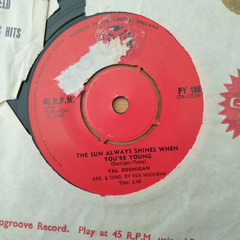 Val Doonican  Now / The Sun Always Shines When You're Young - Vinyl 7" Record - Very-Good+ Qua...