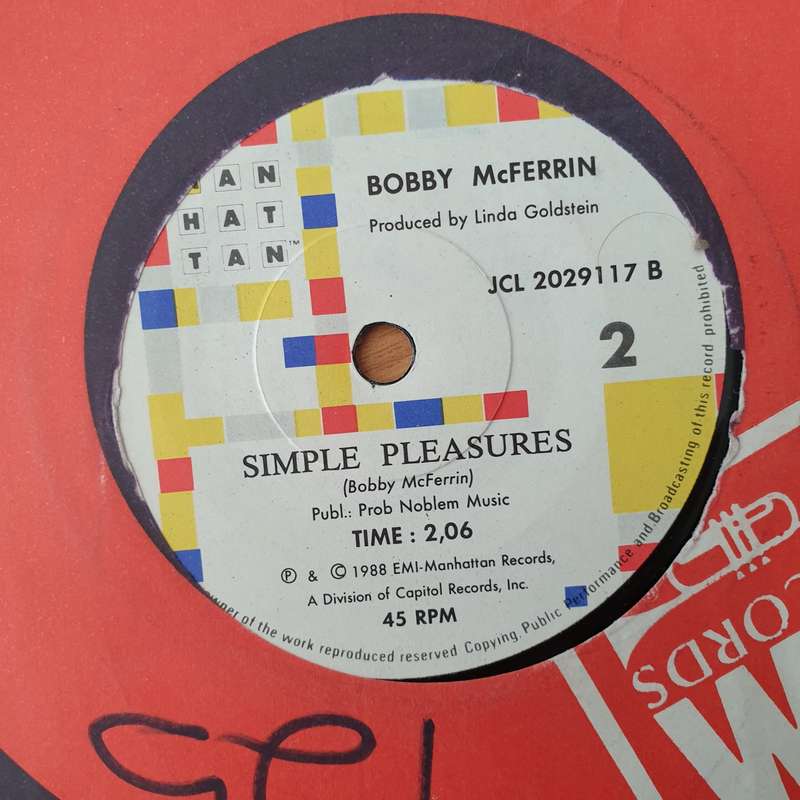 Bobby McFerrin  Don't Worry, Be Happy - Vinyl 7" Record - Very-Good+ Quality (VG+) (verygoodplus)