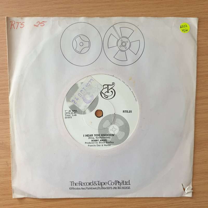 Bobby Angel  Your Side Of The Bed - Vinyl 7" Record - Very-Good+ Quality (VG+) (verygoodplus)