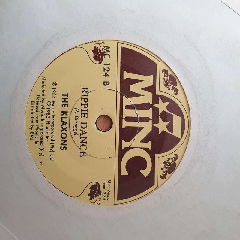 The Klaxons  Clap-Clap Sound - Vinyl 7" Record - Very-Good+ Quality (VG+) (verygoodplus)